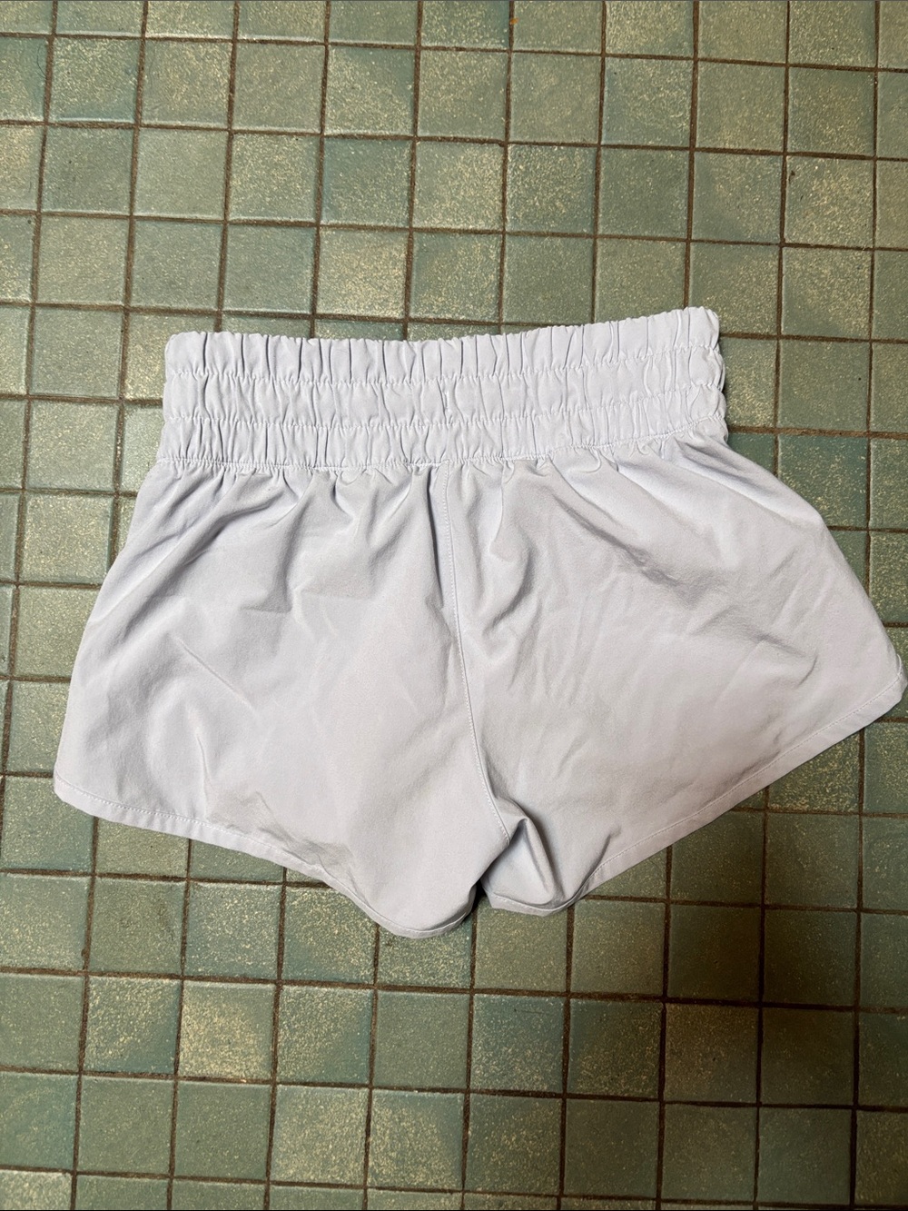 Athleta Light Gray High-Rise Elastic Waist Girls' Athletic Shorts